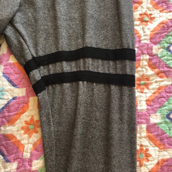 Gray pants - Picture 2 of 2